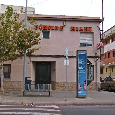 Pension Miami Almazora Buitenkant foto