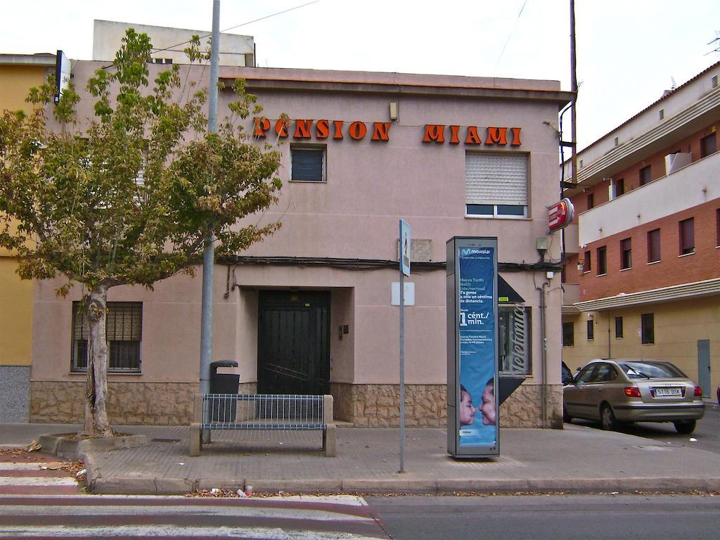 Pension Miami Almazora Buitenkant foto